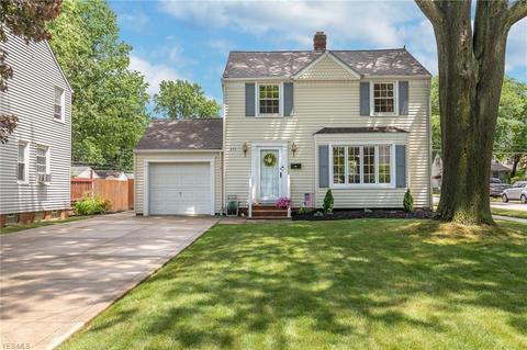 375 E 270th St, Euclid, OH 44132 photo 1