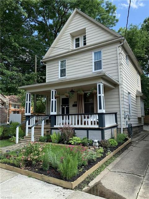 978 Bailey Ave, Akron, OH 44302 photo 1
