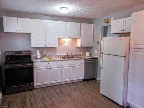 220 E Main St, Orwell, OH 44076 photo 14