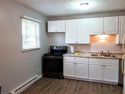 220 E Main St, Orwell, OH 44076 photo 15