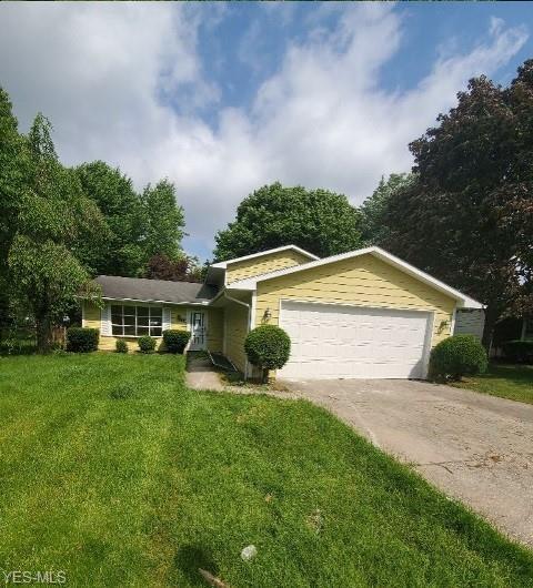 108 Winthrop Dr, Elyria, OH 44035 photo 1
