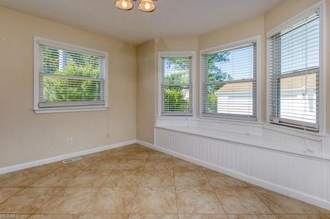3830 Harvard Dr, Willoughby, OH 44094 photo 9