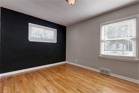 3830 Harvard Dr, Willoughby, OH 44094 photo 11