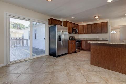 3830 Harvard Dr, Willoughby, OH 44094 photo 8