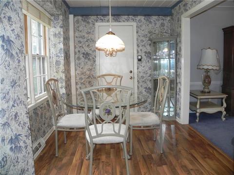 1411 Birch Ct, Lorain, OH 44053 photo 2