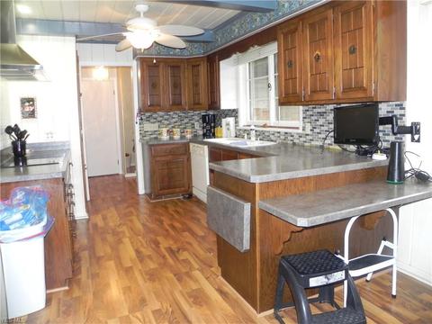 1411 Birch Ct, Lorain, OH 44053 photo 3