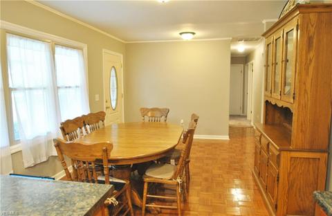 1305 Dunkeith Dr NW, Canton, OH 44708 photo 6