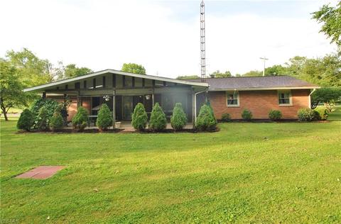 1305 Dunkeith Dr NW, Canton, OH 44708 photo 14