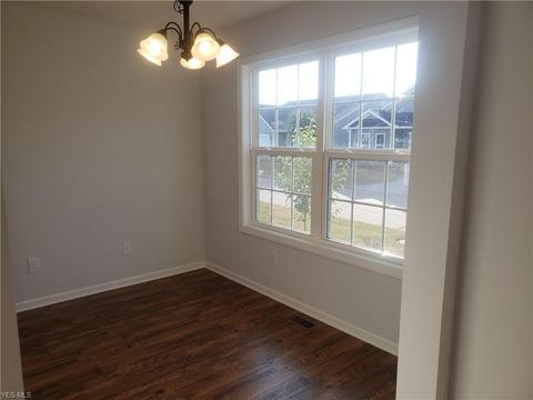 116 Haydens Arbor, Elyria, OH 44035 photo 6