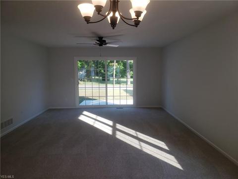 116 Haydens Arbor, Elyria, OH 44035 photo 9