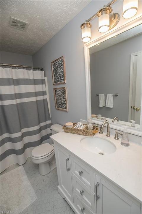 610 Rundle St, Lagrange, OH 44050 photo 18