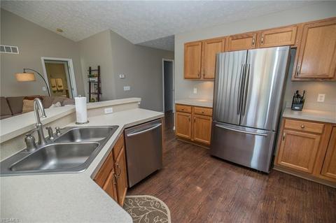 610 Rundle St, Lagrange, OH 44050 photo 11