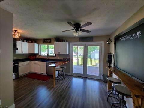9129 Hickory Cir, Windham, OH 44288 photo 7