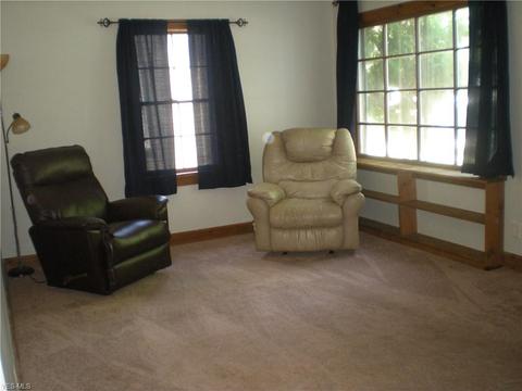 458 E 272nd St, Euclid, OH 44132 photo 5