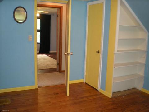 458 E 272nd St, Euclid, OH 44132 photo 9