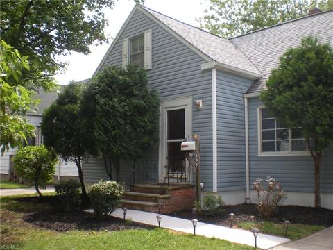 458 E 272nd St, Euclid, OH 44132 photo 1