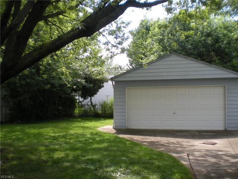 458 E 272nd St, Euclid, OH 44132 photo 10