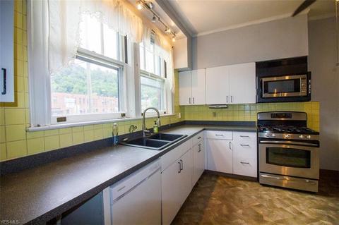 856 National Rd, Wheeling, WV 26003 photo 9