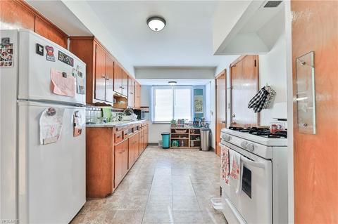 7801 Jameson Rd, Parma, OH 44129 photo 18