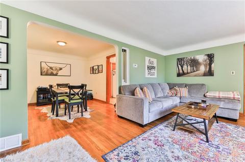 7801 Jameson Rd, Parma, OH 44129 photo 12