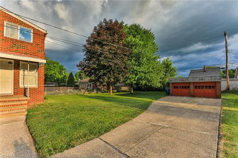 7801 Jameson Rd, Parma, OH 44129 photo 33