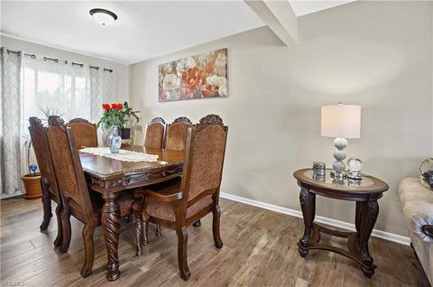 5809 Laurent Dr, Parma, OH 44129 photo 5