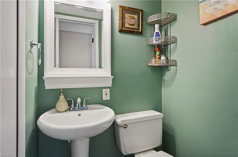 5809 Laurent Dr, Parma, OH 44129 photo 20