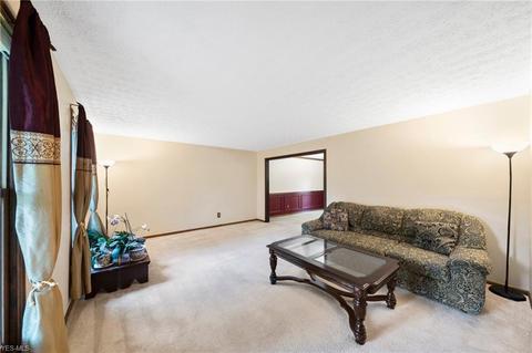 34261 S Side Park Dr, Solon, OH 44139 photo 12