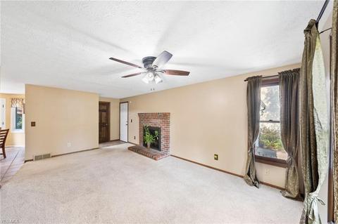 34261 S Side Park Dr, Solon, OH 44139 photo 9