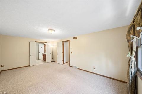 34261 S Side Park Dr, Solon, OH 44139 photo 21