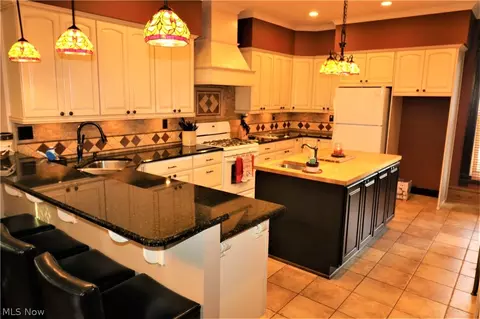 16 State St, Norwalk, OH 44857 photo 3