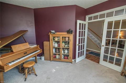 107 Boulder Dr, Berea, OH 44017 photo 7