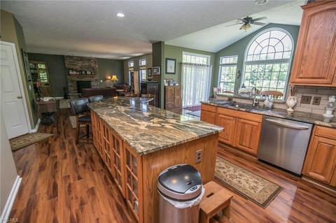 107 Boulder Dr, Berea, OH 44017 photo 14