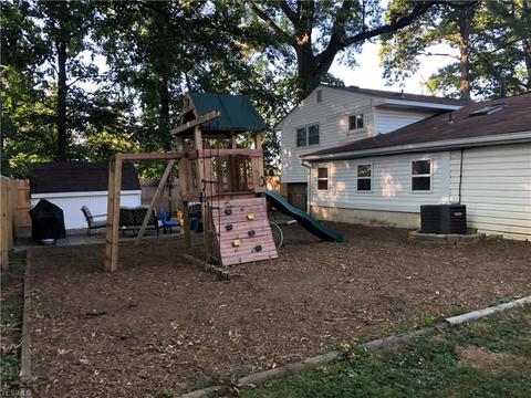 430 Longfellow St, Elyria, OH 44035 photo 25