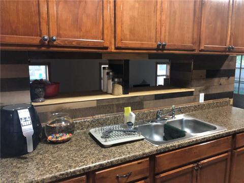 430 Longfellow St, Elyria, OH 44035 photo 6