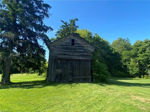 55 E Ashtabula St, Jefferson, OH 44047 photo 3