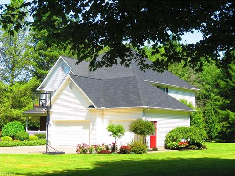 2745 Gingertree Dr, Ashtabula, OH 44004 photo 3