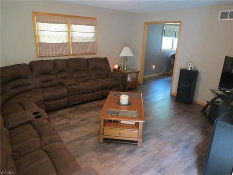 2745 Gingertree Dr, Ashtabula, OH 44004 photo 15