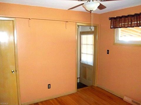 11464 Ronald Dr, Parma, OH 44130 photo 7