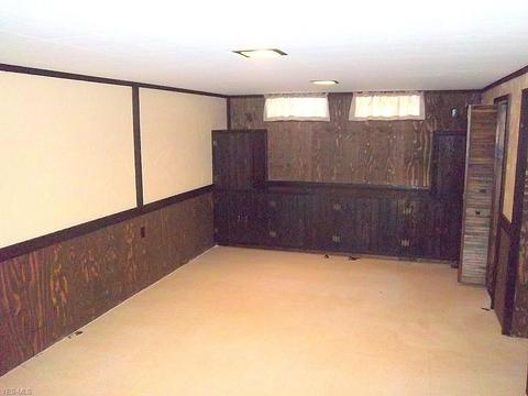 11464 Ronald Dr, Parma, OH 44130 photo 15