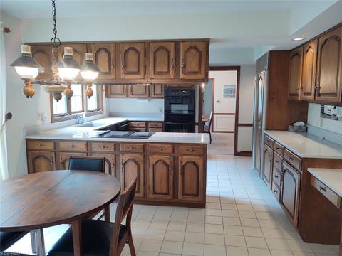 1751 Turnberry Cir NW, Canton, OH 44708 photo 28