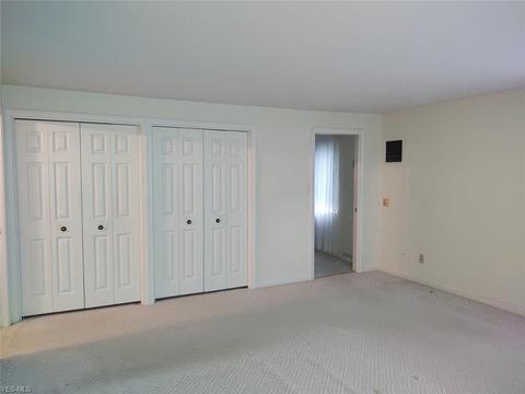 1751 Turnberry Cir NW, Canton, OH 44708 photo 9