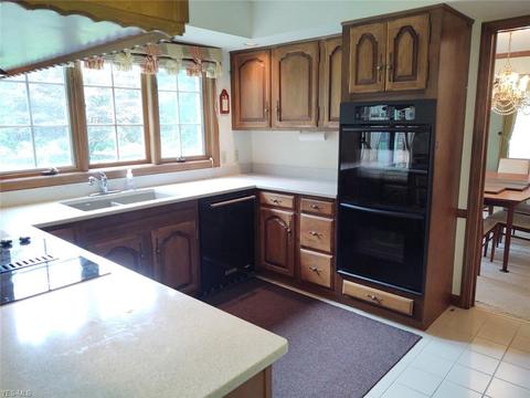 1751 Turnberry Cir NW, Canton, OH 44708 photo 25