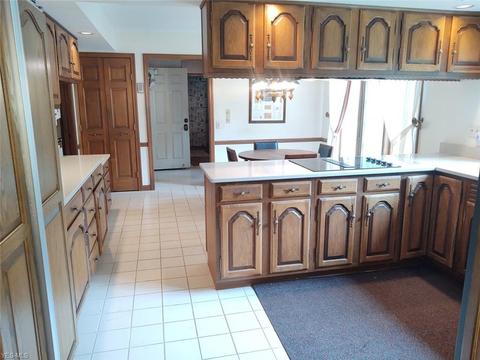 1751 Turnberry Cir NW, Canton, OH 44708 photo 27