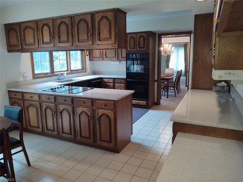 1751 Turnberry Cir NW, Canton, OH 44708 photo 24