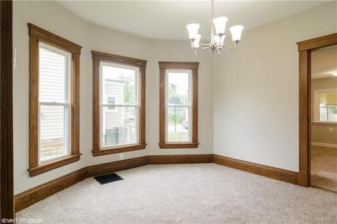 125 Eastern Heights Blvd, Elyria, OH 44035 photo 5