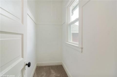 125 Eastern Heights Blvd, Elyria, OH 44035 photo 17