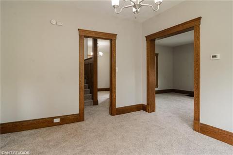 125 Eastern Heights Blvd, Elyria, OH 44035 photo 6