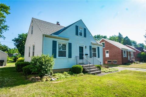 136 Lafayette, Elyria, OH 44035 photo 2