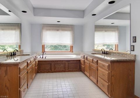4418 Westview Dr, Copley, OH 44321 photo 25
